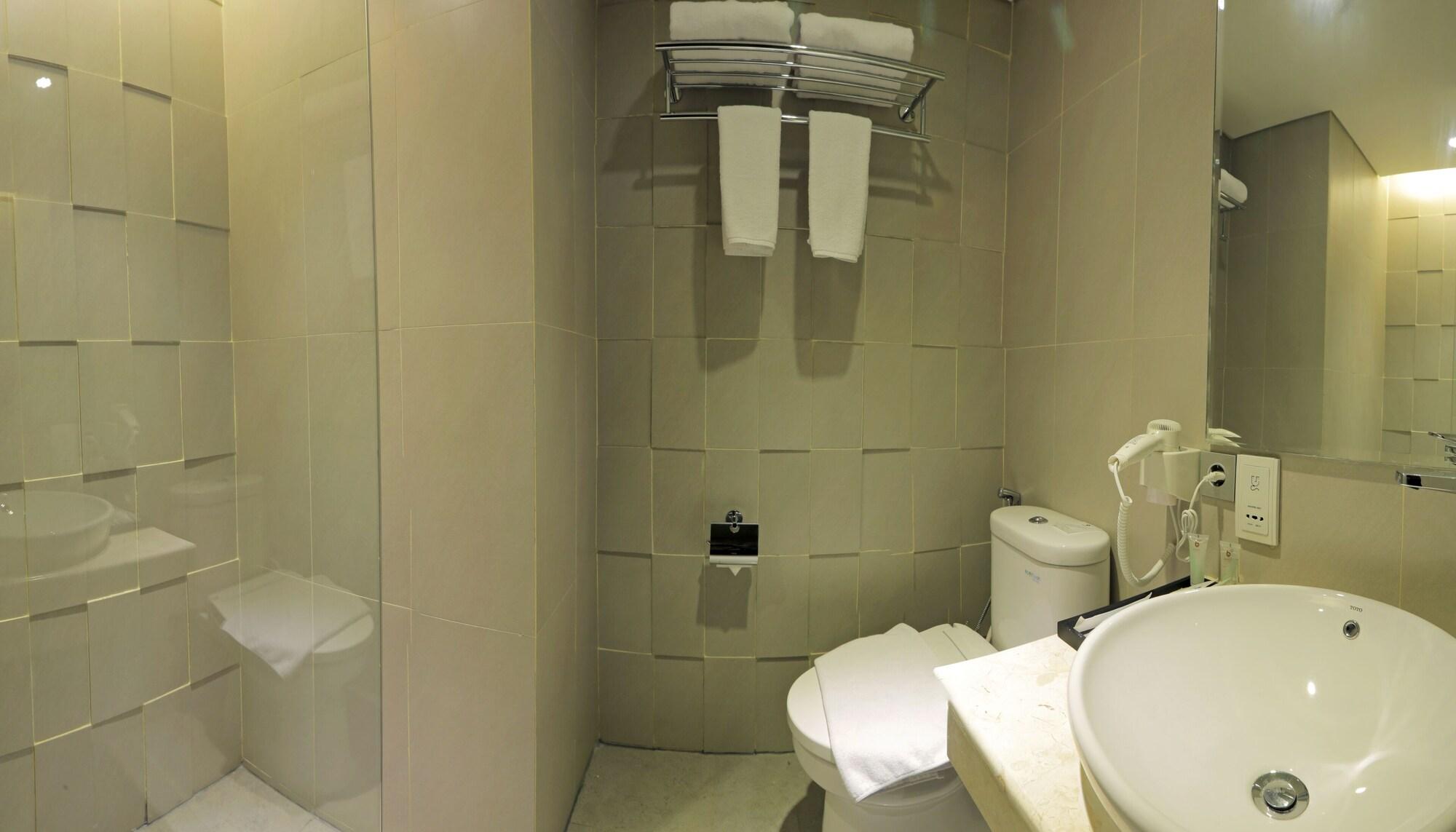 Bedrock Hotel Kuta 4* Kuta (Bali)