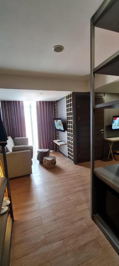 Bedrock Hotel Kuta 4*