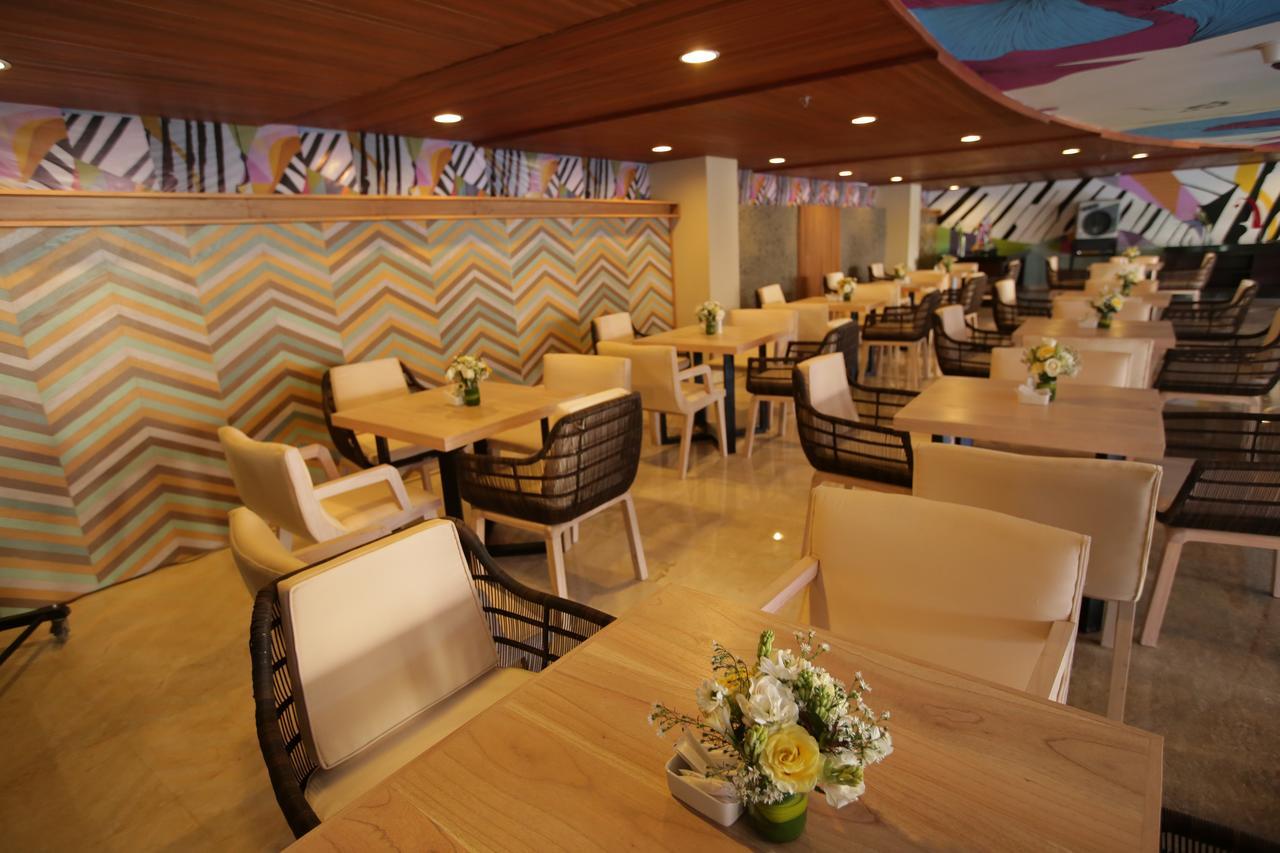 Hotel Bedrock Hotel Kuta
