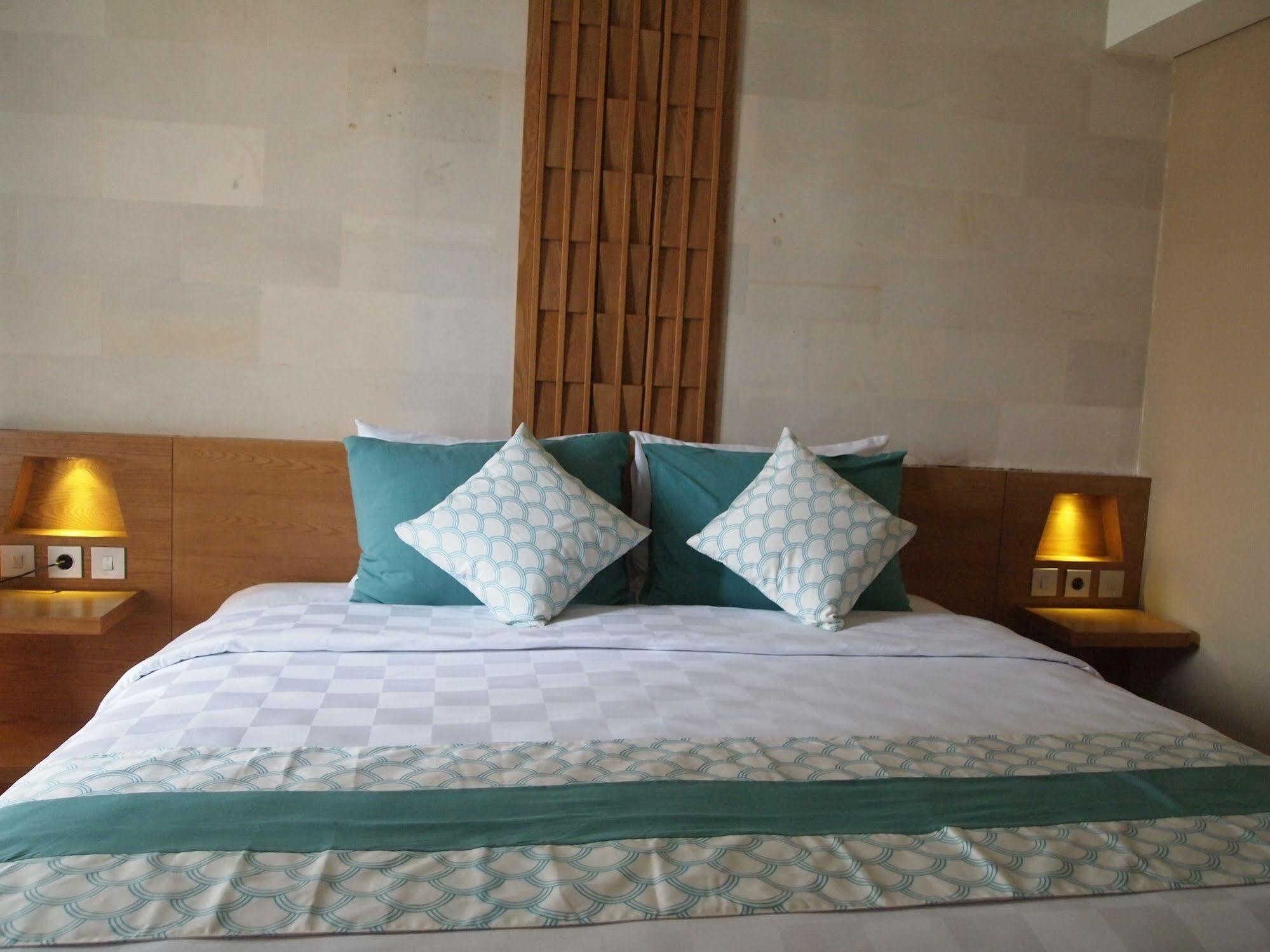 Bedrock Hotel Kuta