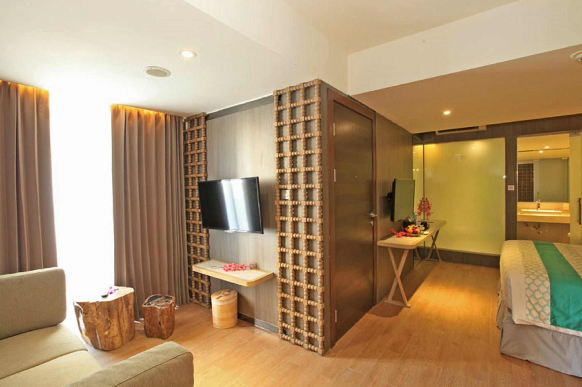 Bedrock Hotel Kuta Hotel