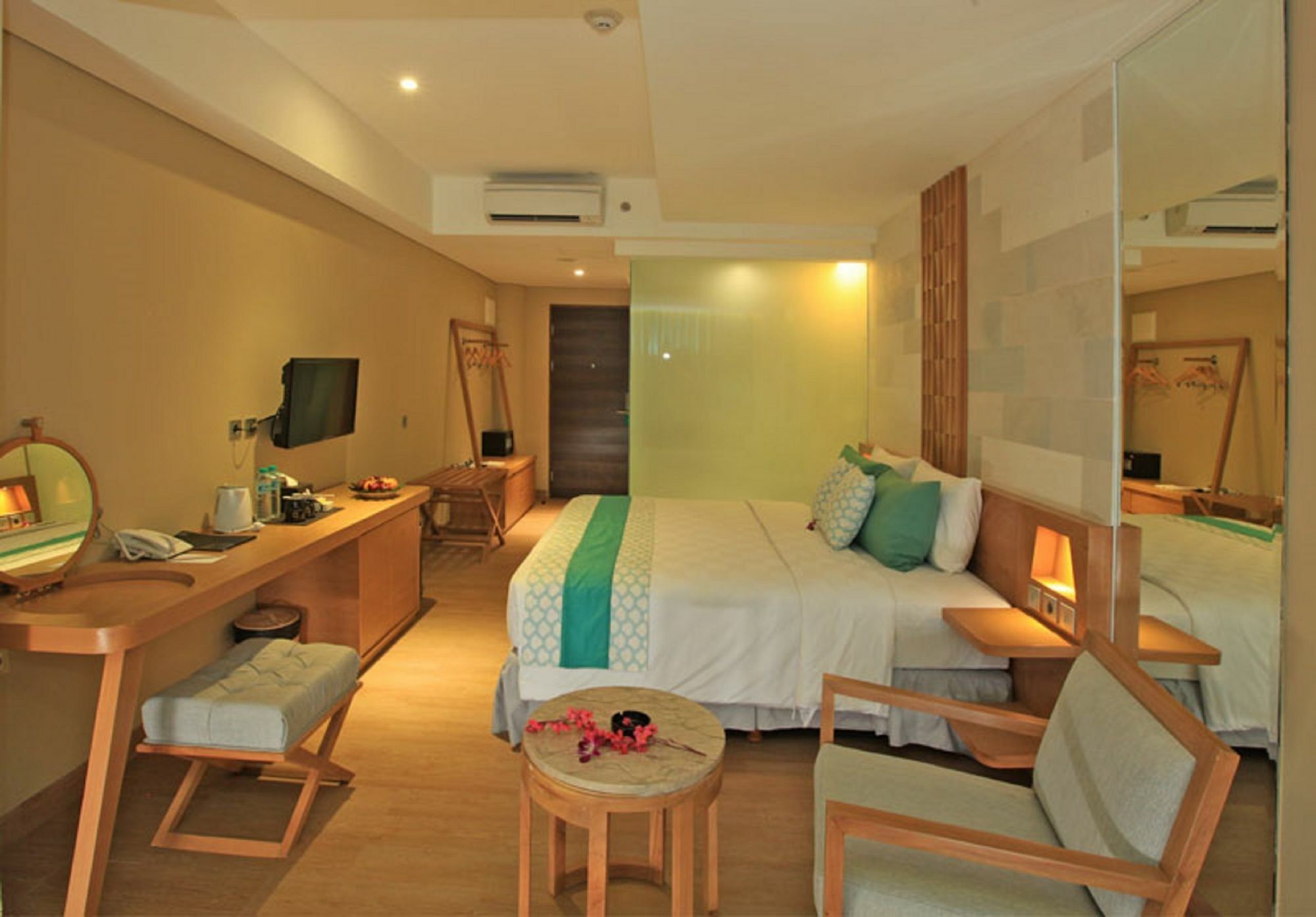 Bedrock Hotel Kuta
