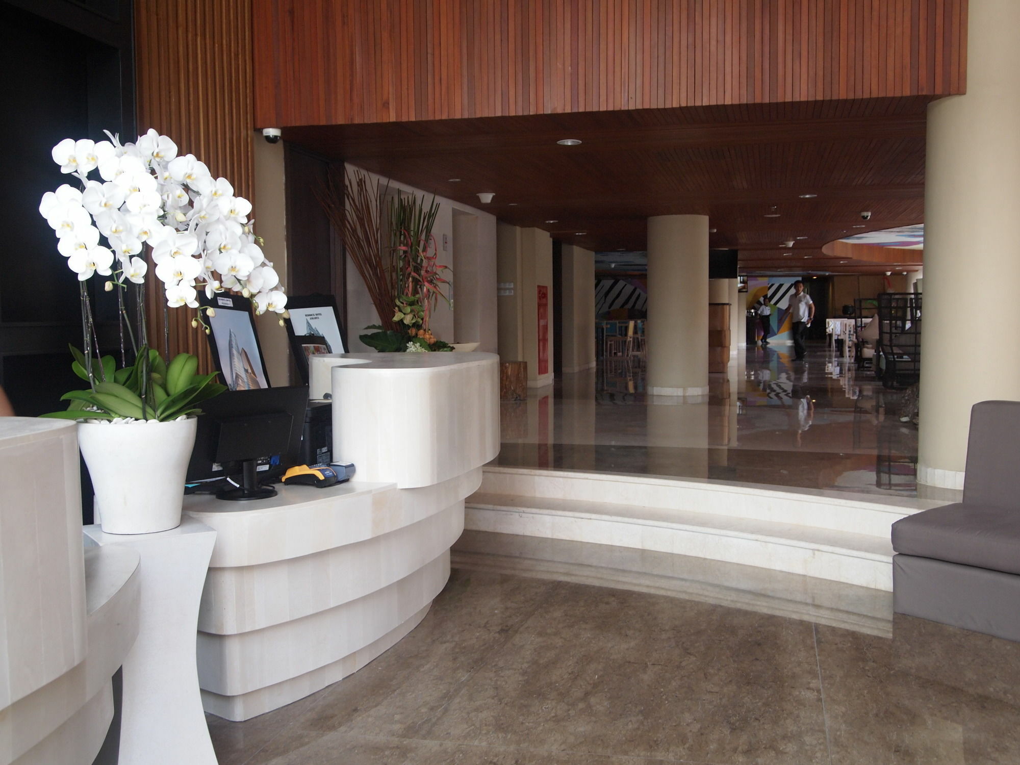 Bedrock Hotel Kuta